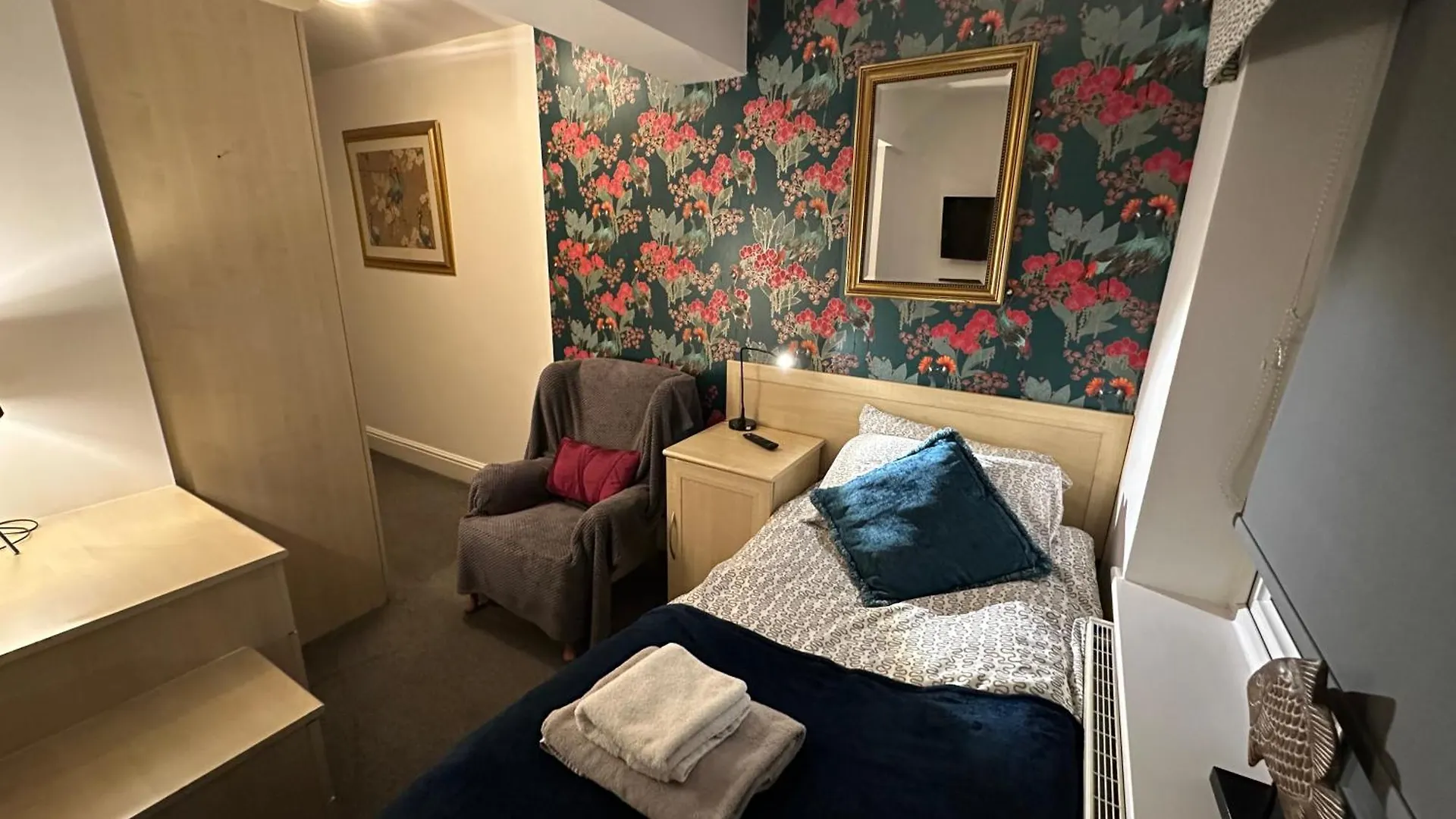 Station Approach B&B Boutique Stays 솔리헐